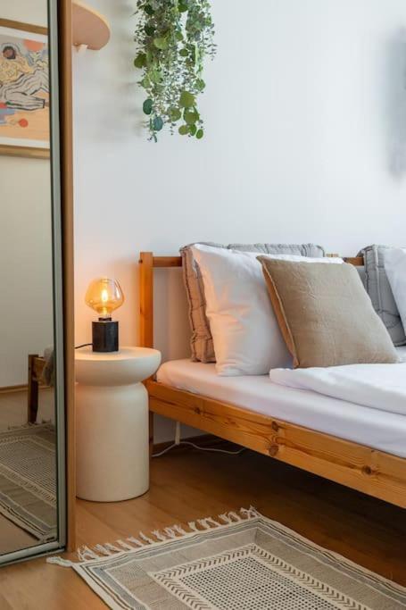 Duna Retreat: City Serenity Bratislava Eksteriør billede