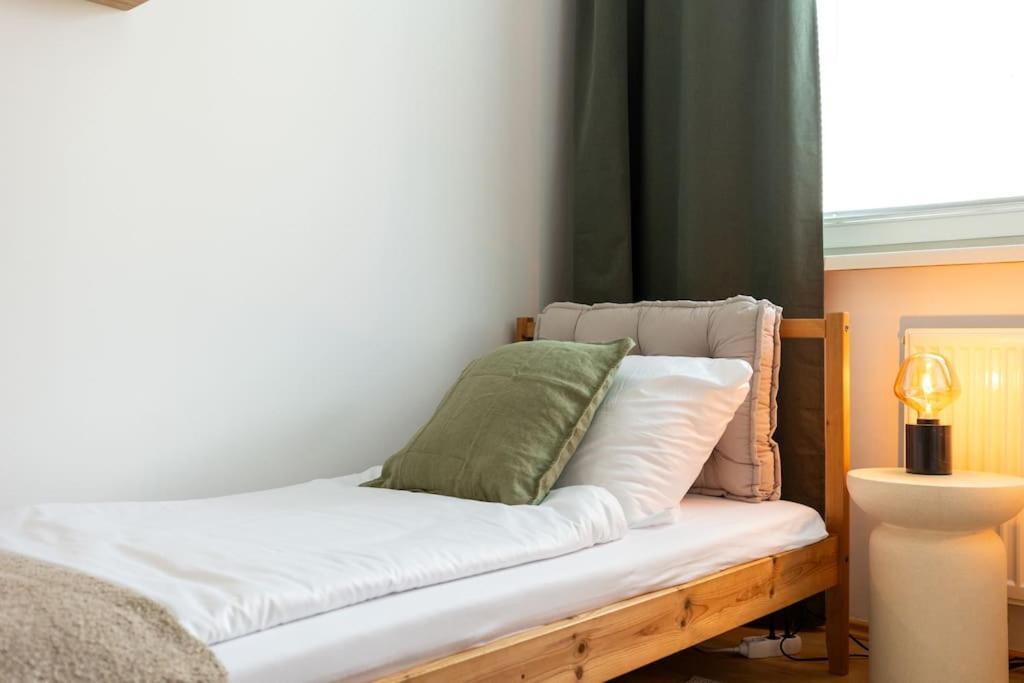 Duna Retreat: City Serenity Bratislava Eksteriør billede