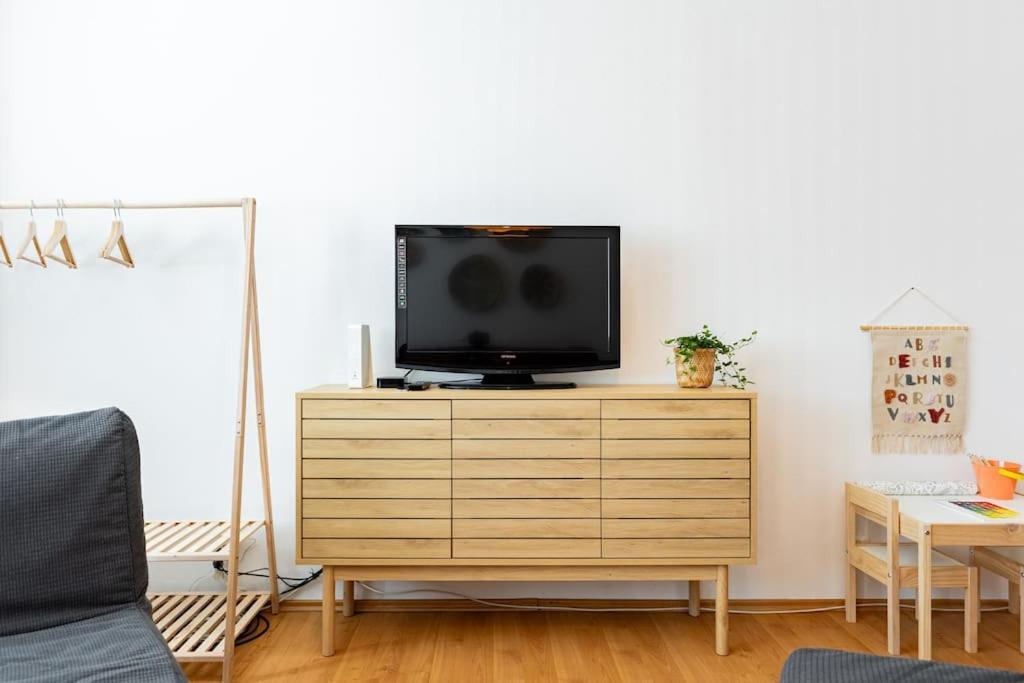 Duna Retreat: City Serenity Bratislava Eksteriør billede